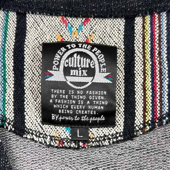 Power to The People Culture Mix - Men's Gray Button-Up Vest - Picture 6 of 8